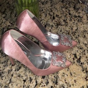 Pink Satin Manolo Blahnik Inspired pumps Sz 6